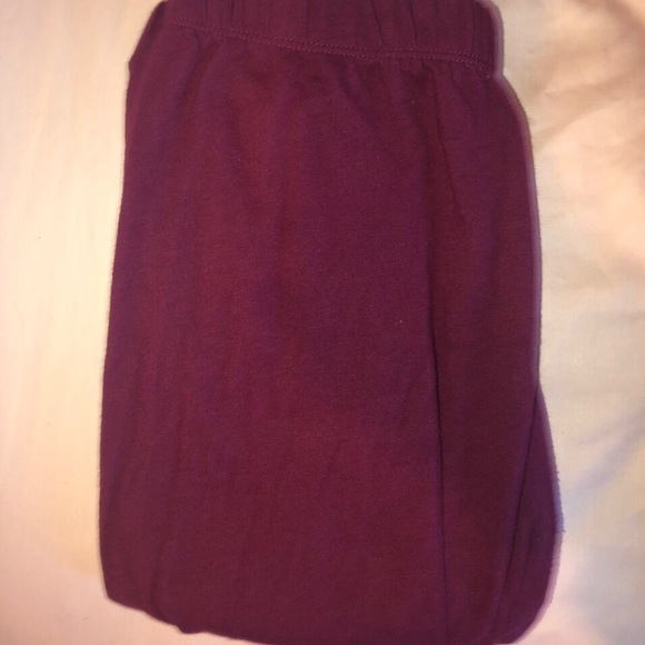 BUNDLE ! TWO LEGGINGS - Picture 3 of 3